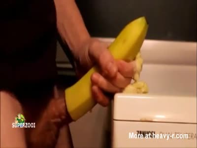 Banana In Pussy Porn - Guy Fucking Banana Peel Videos - Free Porn Videos